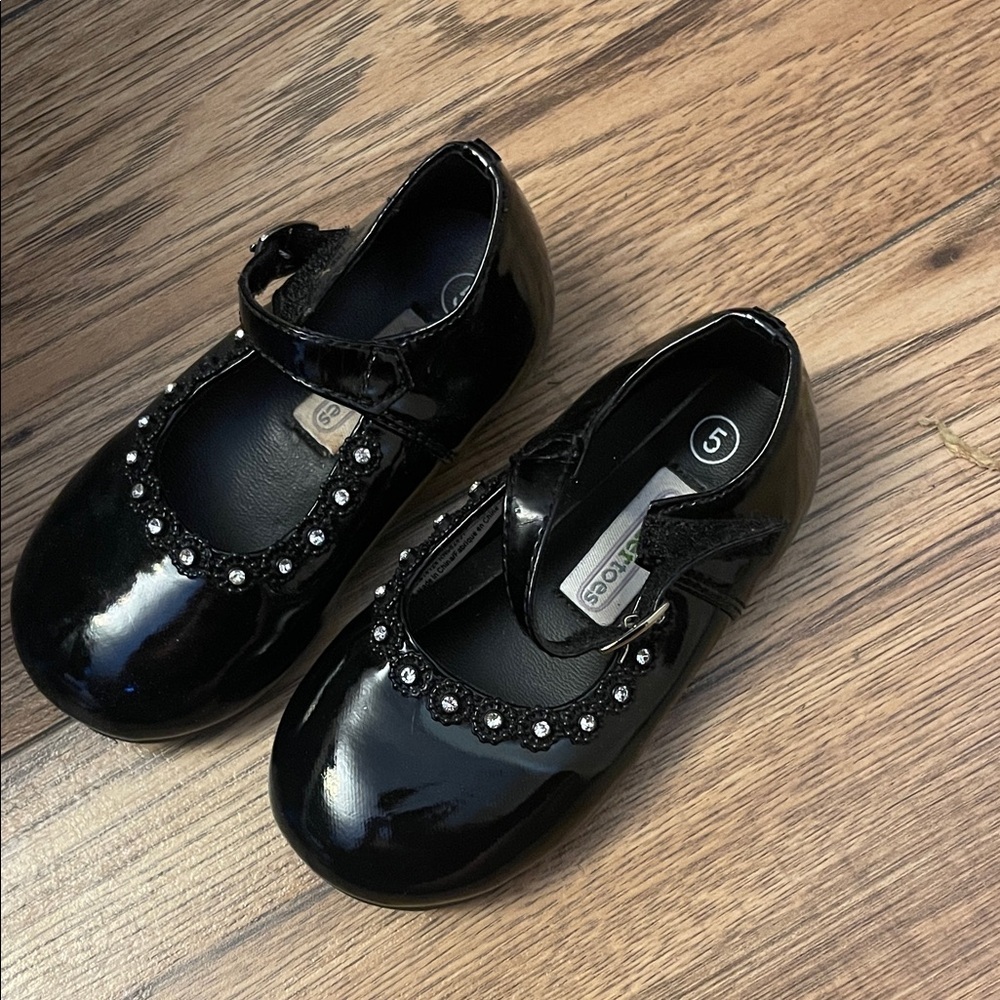 Elegant Black Kids Shoes​
